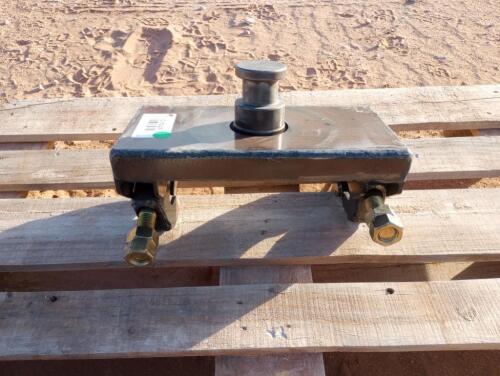 Unused Semi Truck Piggyback Hitch Mount