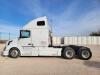 2006 Volvo VE Truck Tractor - 2