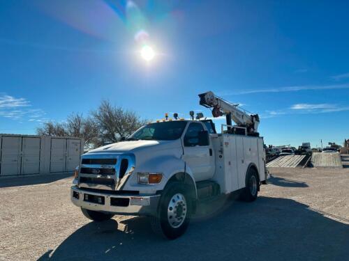 2011 Ford F-750 Service Truck