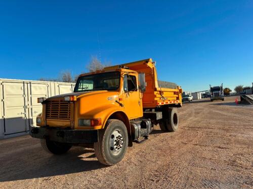 2002 International 4900 Dump Truck