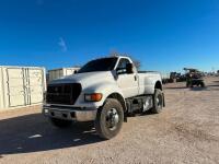 2001 Ford F-650 Pickup